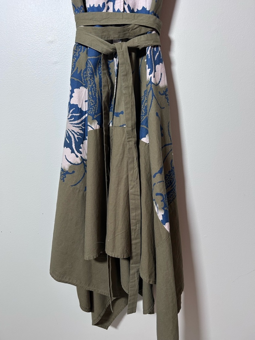 Making the Cut Viral Dress NWT SZ M Army Green & Blue Button Down Belted - Picture 6 of 9